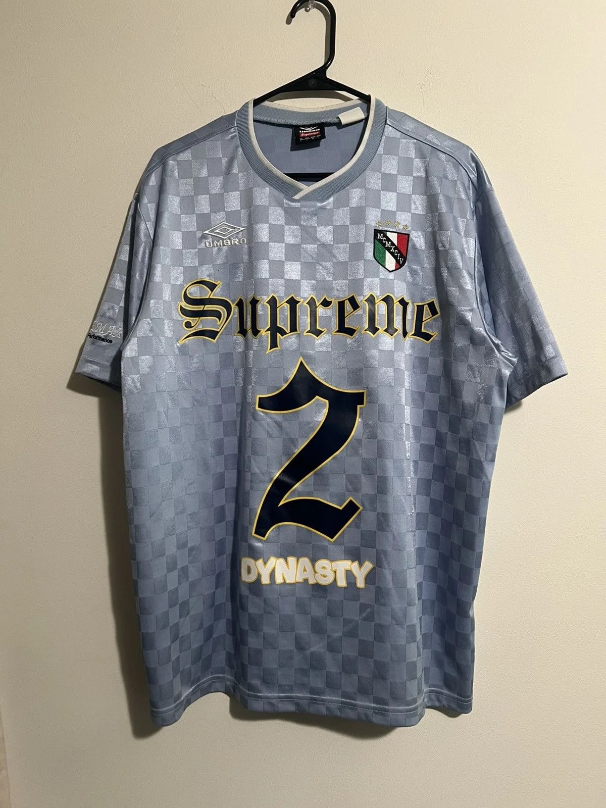 Supreme — Supreme X Umbro Soccer — streetwear — resale