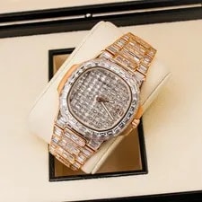Patek Philippe Nautilus 5711-1R Diamond Baguette 18K Rose Gold Swiss 4