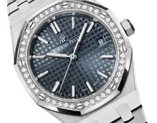 Audemars Piguet — Audemars Piguet Royal Oak Blue Boutique Edition Diamond 77351ST.ZZ.1261ST.01 — Watch — resale