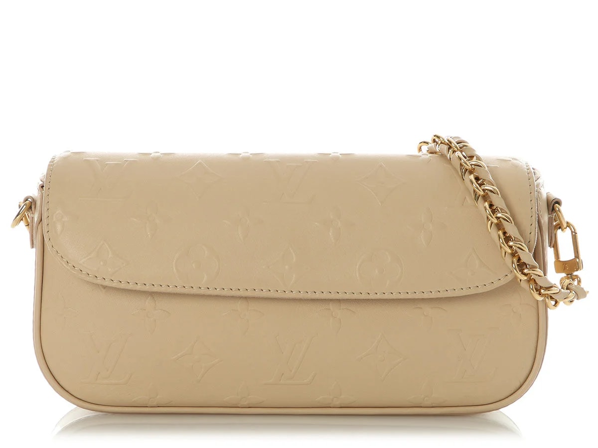 Louis Vuitton — Louis Vuitton Ivy Wallet on Chain — Handbag — resale
