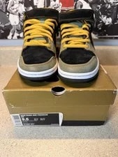 Size 9.5 - Nike SB Dunk Mid Asbury Casino Park Island 2008 2