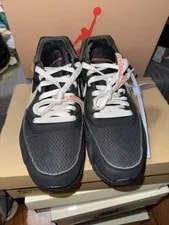 Off-White X Air Max 90 ' (Great Condition) 3