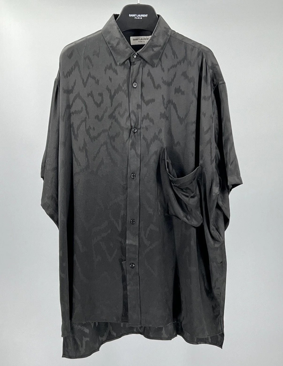 YSL — YSL Short-Sleeve Shirt J62 — streetwear — resale