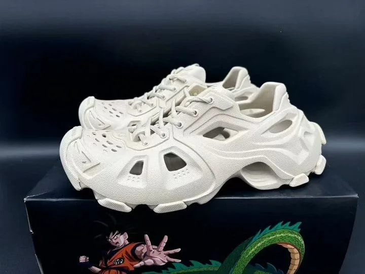 Balenciaga — Balenciaga Shoes Low Top — Sneaker — resale