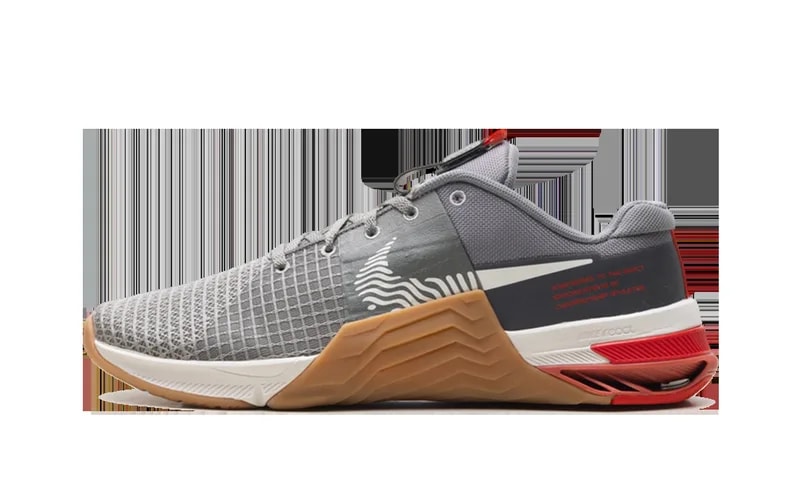 NIKE — Metcon 8 "Flat Flat Light Gum" DO9328 005 — Sneaker — resale