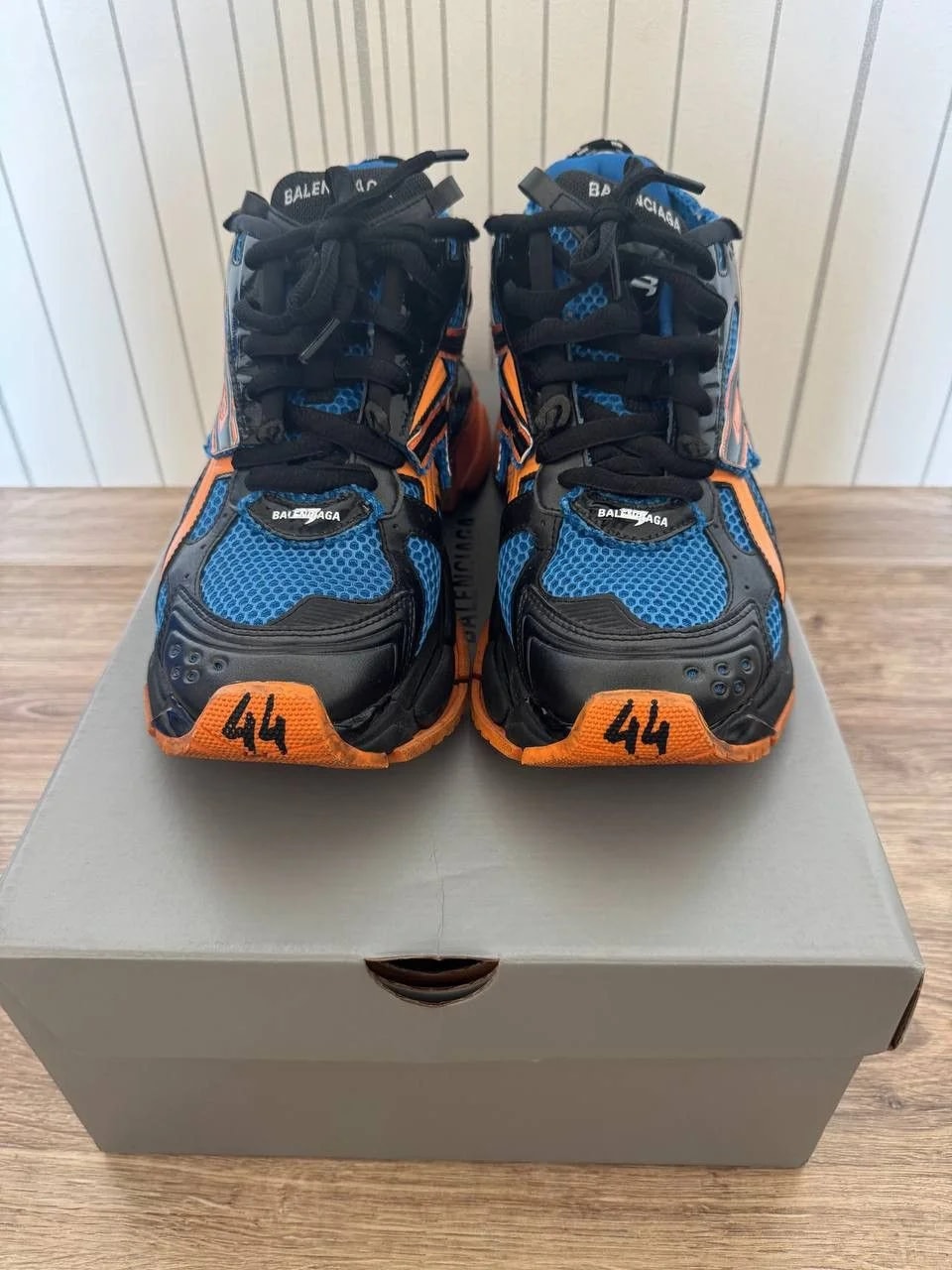 Balenciaga — Balenciaga Runner 1 — Sneaker — resale