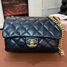 Chanel — Chanel Classic Flap Chain Crossbody — Handbag — resale