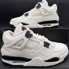Jordan — Size 10.5 - Air Jordan 4 Retro Flight Club — Sneaker — resale