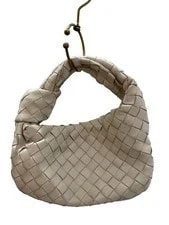 Bottega Veneta — Bottega Veneta Handbag — Handbag — resale
