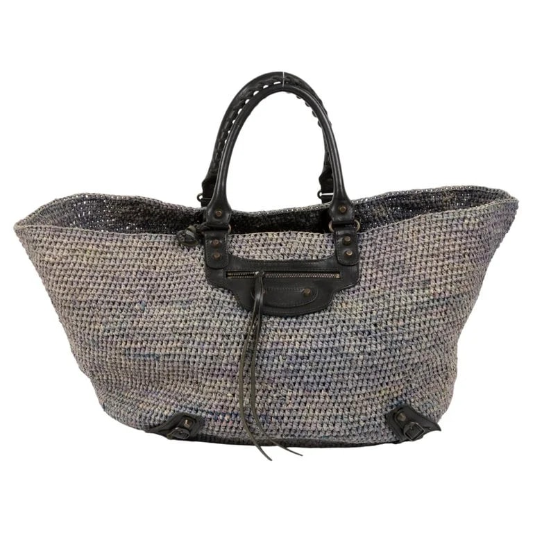 Balenciaga — Balenciaga Large Basket — Handbag — resale