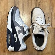 Nike — Nike Air Max 90 — Sneaker — resale