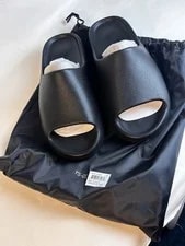 Yeezy — Yeezy Slide Size 11 New in Original Shoe Bag — Sneaker — resale