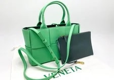 Bottega Veneta — Bottega Veneta Maxi Arco Mini 2 Way Cabas 618265 — Handbag — resale