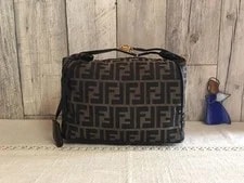 Fendi — Fendi Mamma Baguette Shoulder Bag — Handbag — resale