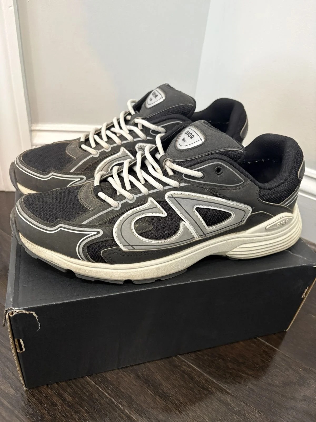 Dior — Dior B30s — Sneaker — resale
