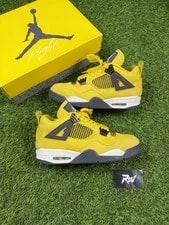 Jordan — Size 11 - Jordan 4 Retro Mid Lightning — Sneaker — resale