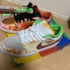 Nike SB — 9.5US Nike Sb Dunk Low Pro Qs — Sneaker — resale