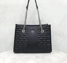 Gucci — Gucci New GG Marmont Matelassé Medium 154504294 — Handbag — resale