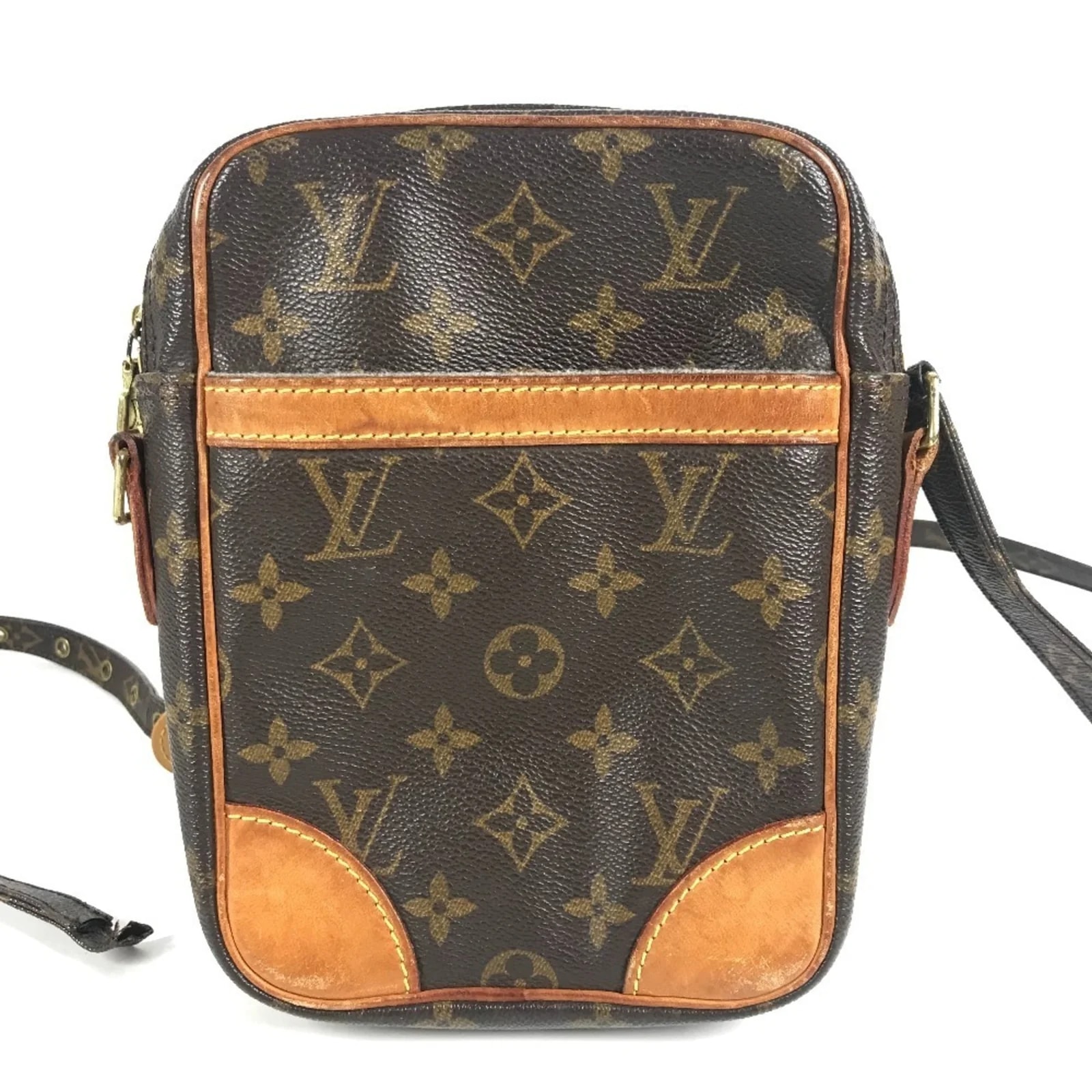 Louis Vuitton — Louis Vuitton Pochette — Handbag — resale