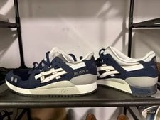 Asics — Asics Gel Lyte III / Size (M 6/W 7) — Sneaker — resale