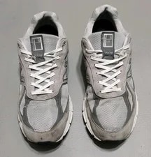 New Balance — Size 11.5 - New Balance 990v4 — Sneaker — resale