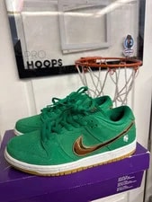 Nike SB — Size 8 - Nike SB Dunk Low Pro St. Patrick's Day 2022 — Sneaker — resale