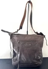 Balenciaga — Balenciaga Day Messenger Crossbody — Handbag — resale