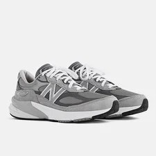 New Balance — New Balance 990v6 — Sneaker — resale