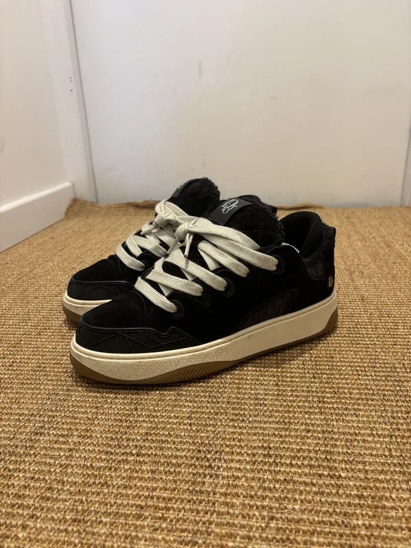 Dior — Basket de Luxe B9S Skater Daim En Tbe — Sneaker — resale