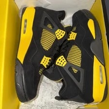 Jordan — Size 13 - Jordan 4 Retro — Sneaker — resale