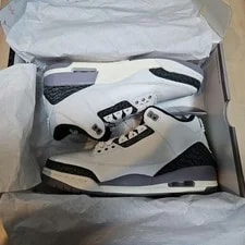 Air Jordan — 9.0US Air Jordan 3 Retro — Sneaker — resale
