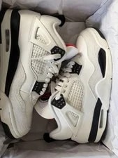 Air Jordan — Air Jordan 4 Retro OG FC Size 9 ’S (10.5 ’S) — Sneaker — resale