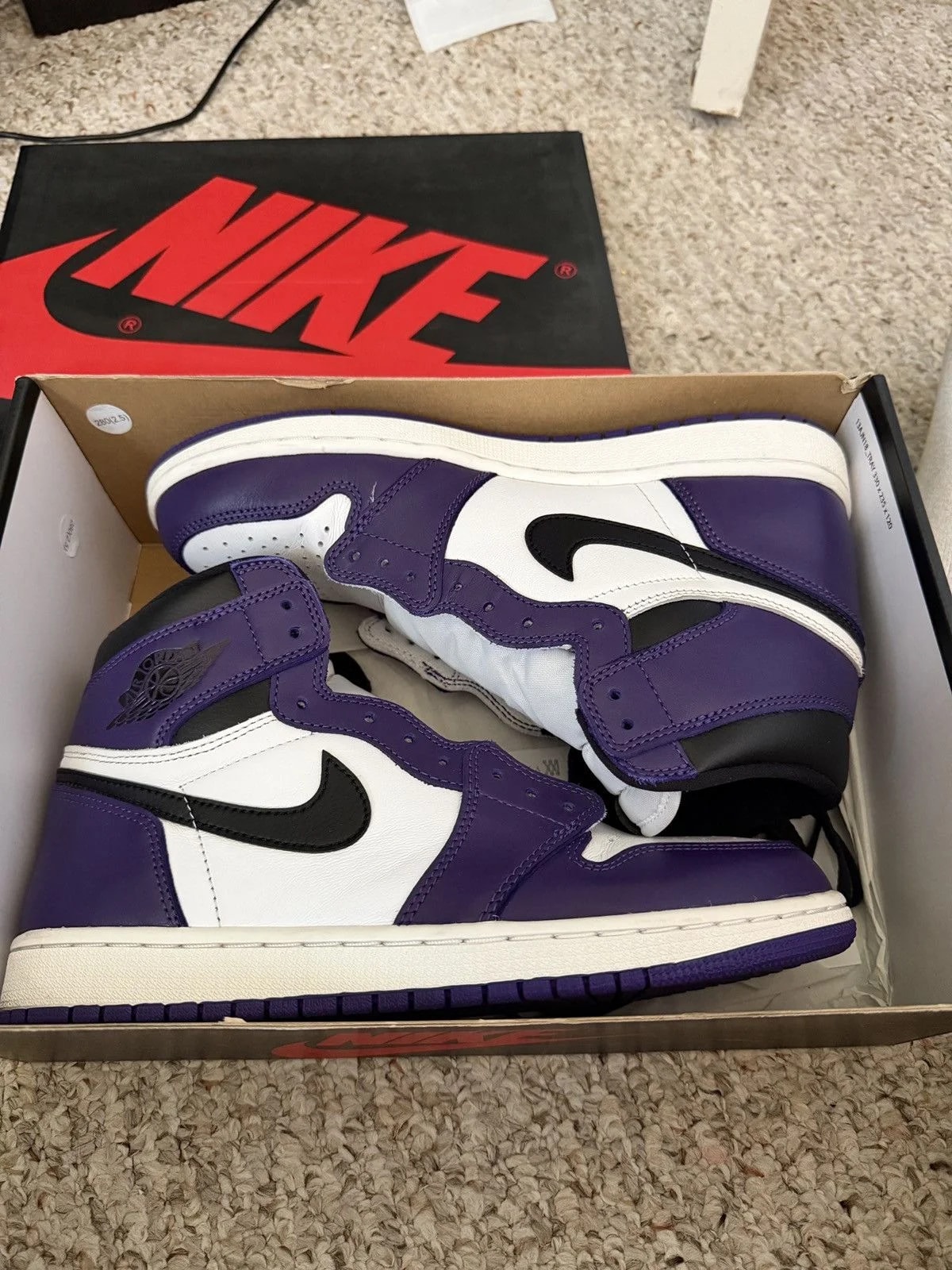 Air Jordan — Air Jordan 1 Court — Sneaker — resale