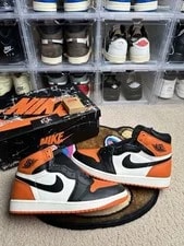 Jordan — Jordan 1 High OG — Sneaker — resale
