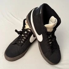 Nike SB — Nike SB Zoom Blazer Mid Skate ’S Shoes Size 9.5 Gum Sole 864349-010 — Sneaker — resale