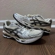 Asics — ’S Size 10 - Asics Gel Kayano 14 - 1201A019 — Sneaker — resale
