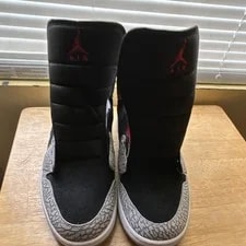 Jordan — Jordan Air 1 Mid SE Elephant Toe / / DM1200-016 — Sneaker — resale