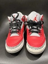 Jordan — Jordan Air 3 Retro SE Unite CHI Varsity CU2277-600 — Sneaker — resale
