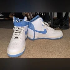 Nike — Nike / High Top Lace-Up Athletic — Sneaker — resale