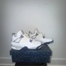 Air Jordan — Air Jordan 4 Retro ’S — Sneaker — resale