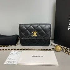 Chanel — Chanel 21C Classic Quilted Flap - Excellent #1SL6HI — Handbag — resale