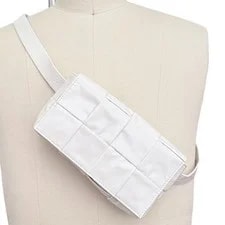 Bottega Veneta — Bottega Veneta Cassette Belt Maxi 651053 — Handbag — resale