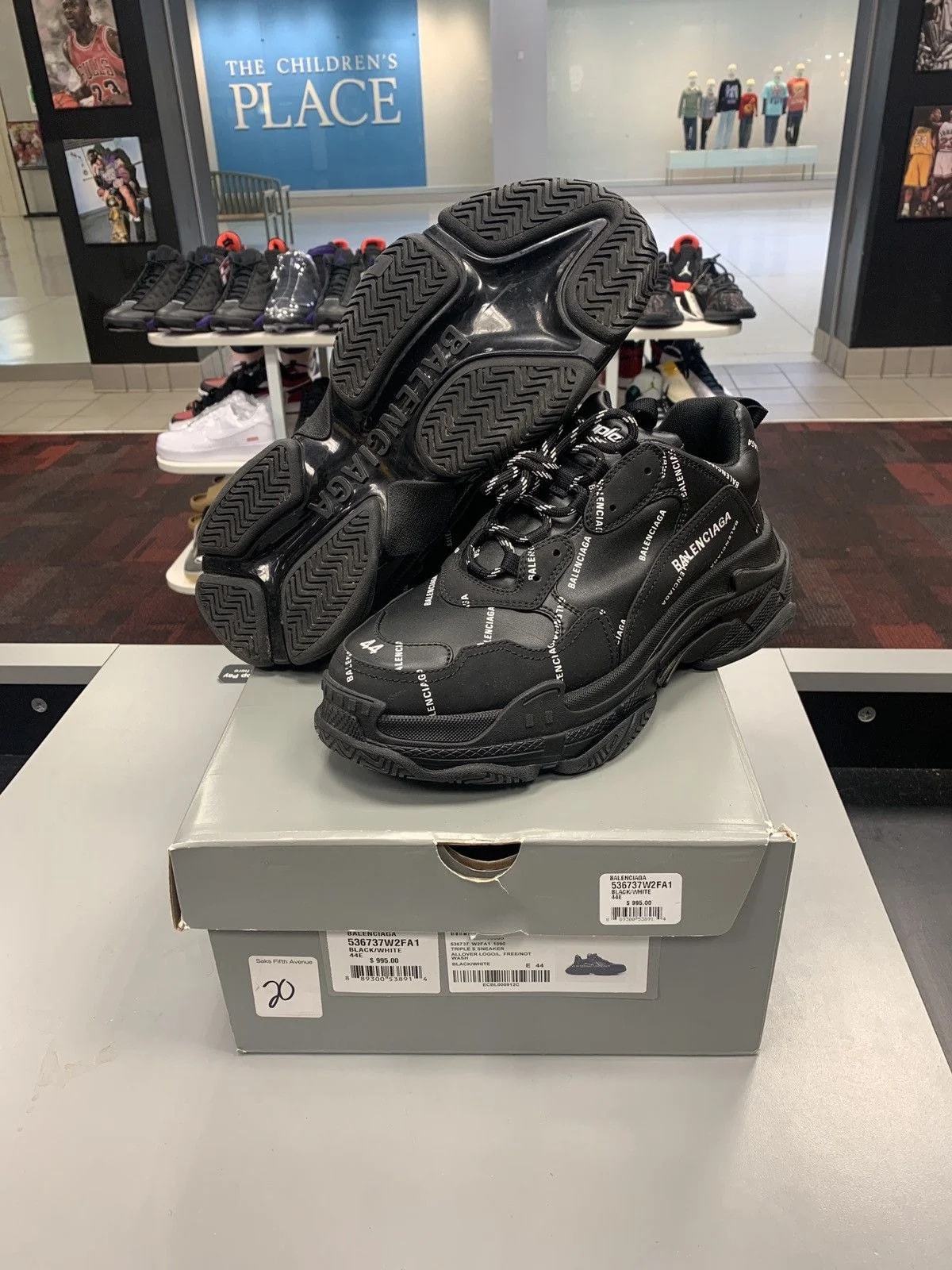 Balenciaga — Balenciaga Triple S All Over Print — Sneaker — resale