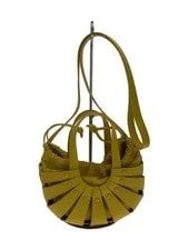 Bottega Veneta — Bottega Veneta the Shell Braided — Handbag — resale