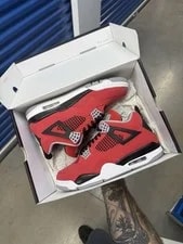 Jordan — Size 10.5 - Air Jordan 4 Retro 2026 Toro Bravo — Sneaker — resale