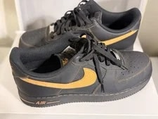 Nike — Nike Air Force 1 Low Top — Sneaker — resale