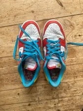 Nike SB — Nike SB Dunk Low QS LeBron James Fruity Pebbles DH8009-600 EU 42 US 8.5 Box — Sneaker — resale