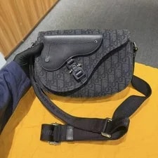 Dior — Dior Saddle Messenger Trim Wide Strap Auth — Handbag — resale