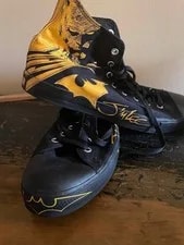 Converse — Size 13 - DC Comics X Converse Chuck Taylor All Star High Batman — Sneaker — resale