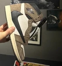 Jordan — Jordan Air 1 ’S High Top Lace Up — Sneaker — resale